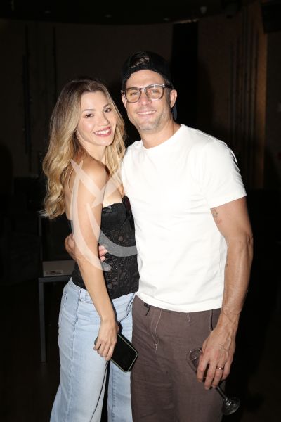 Horacio Pancheri y esposa con Aura