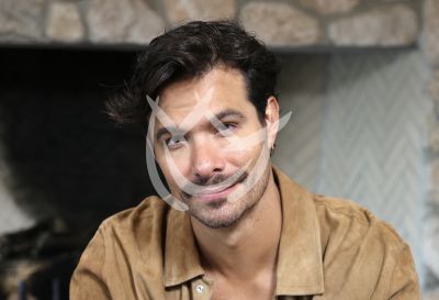 Brandon Peniche con Coraje
