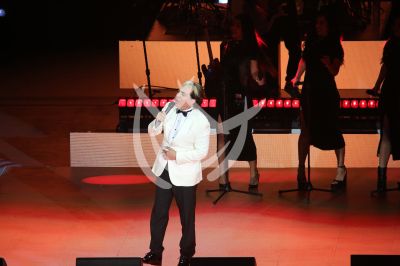 Cristian Castro te canta sus Éxitos