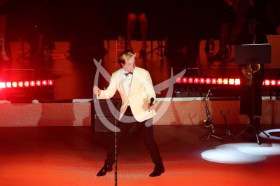 Cristian Castro te canta sus Éxitos