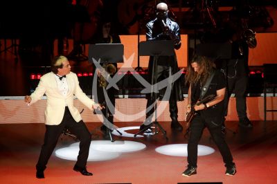 Cristian Castro te canta sus Éxitos