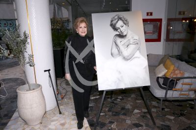 Maxine Woodside en Formas
