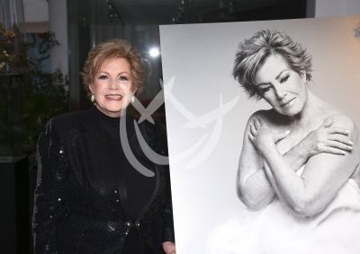 Maxine Woodside en Formas