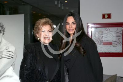 Livia y Maxine en Formas