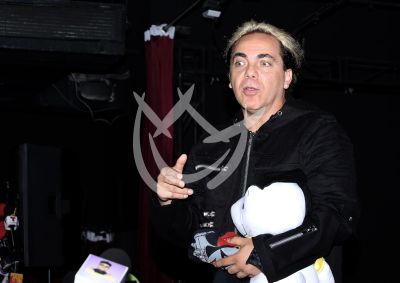 Cristian Castro es Lügh Draculea