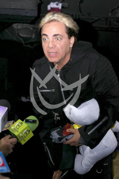 Cristian Castro es Lügh Draculea
