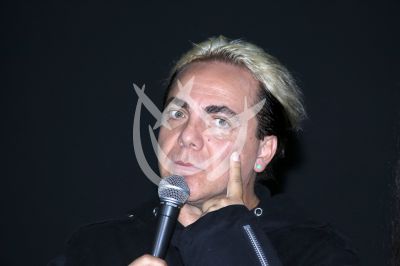 Cristian Castro es Lügh Draculea