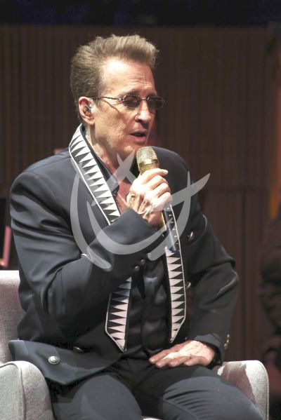 Emmanuel es Sinfónico