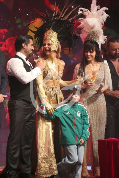 Marjorie de Sousa e hijo al cumple