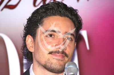 Alex Fernández le canta a su Sangre