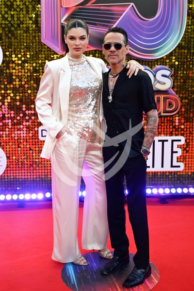 Marc Anthony y Nadia en PJ  