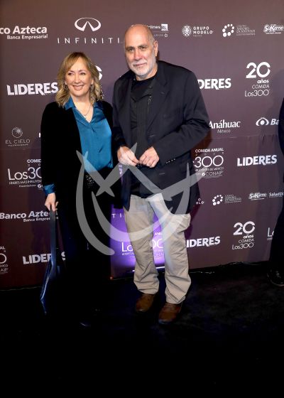 Guillermo Arriaga con los 300