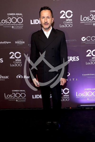 Oscar Madrazo con los 300
