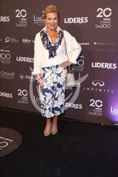 Raquel Besudo con los 300