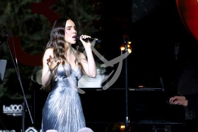 Belinda con los 300