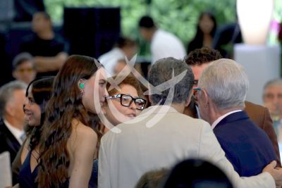 Belinda con los 300