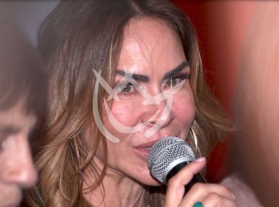 Aylín Mujica en las Intocables
