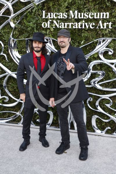 Robert Rodríguez e hijo