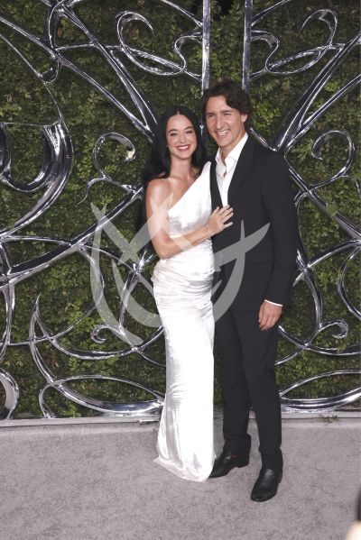 Justin Tredau y Katy Perry en el Lucas Museum