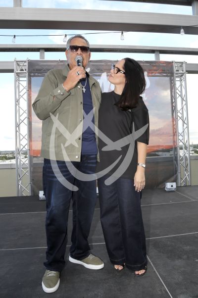 Tito Nieves y esposa Janette de Corazón