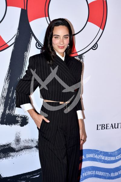 Esmeralda Pimentel 