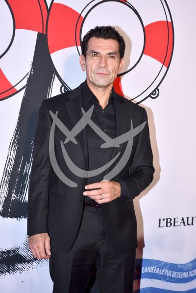 Jorge Salinas 