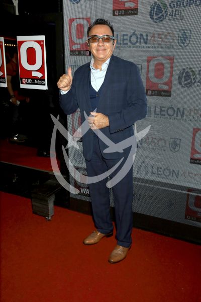 Gerardo Quiroz en los Premios Q