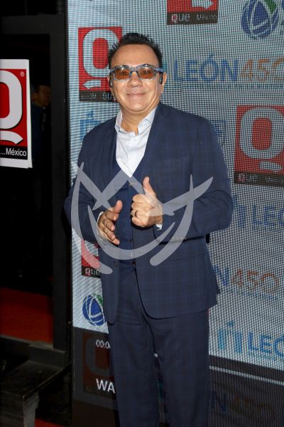 Gerardo Quiroz en los Premios Q