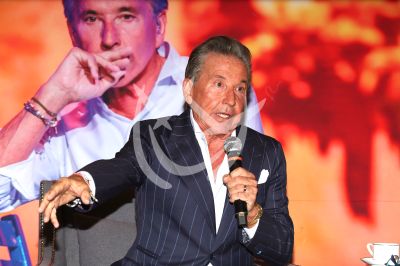Ricardo Montaner prepara El Último Regreso
