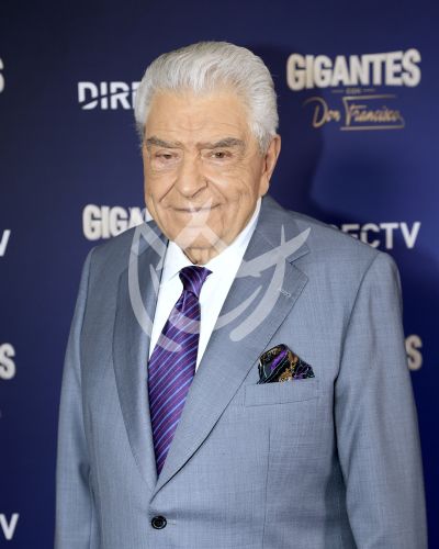 Don Francisco con Gigantes