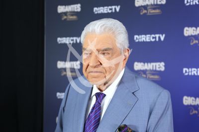 Don Francisco con Gigantes