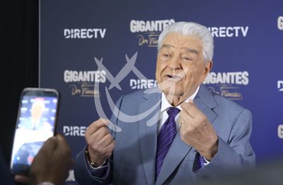Don Francisco con Gigantes