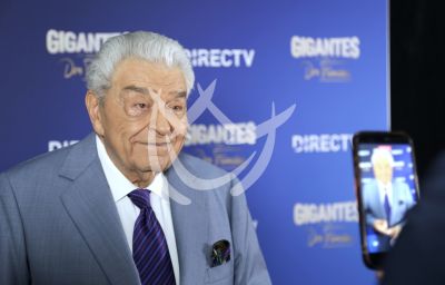 Don Francisco con Gigantes