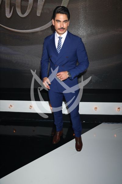 Josh Gutiérrez al Infinito