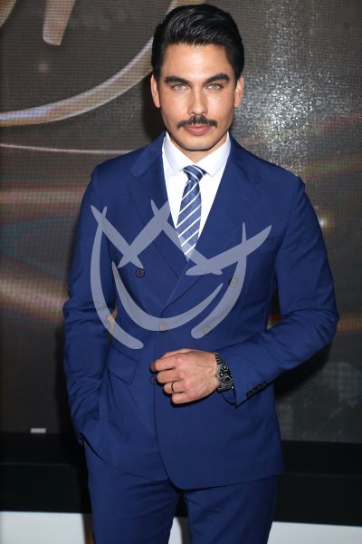 Josh Gutiérrez al Infinito