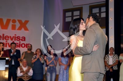 Livia y Gonzalo al Infinito