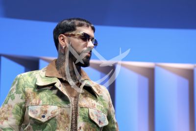 Anuel AA con Latin Billboard