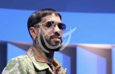 Anuel AA con Latin Billboard
