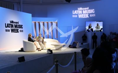 Anuel AA con Latin Billboard