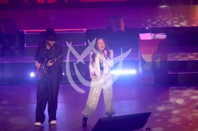 Jesse y Joy cantan con Despecho