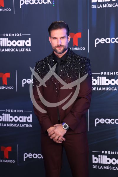 Clovis Nienow en Premios Billboard