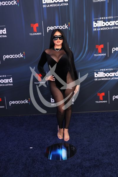 Jenny 69 en Premios Billboard