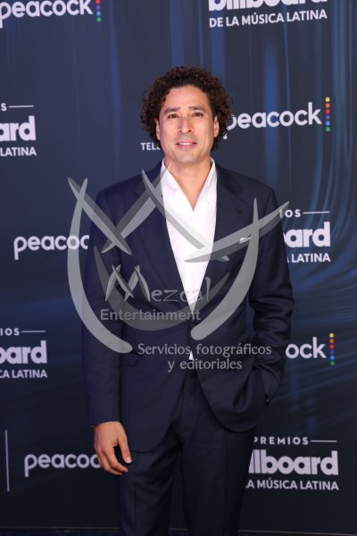 Memo Ochoa en Premios Billboard