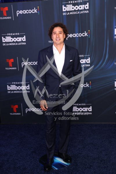 Memo Ochoa en Premios Billboard