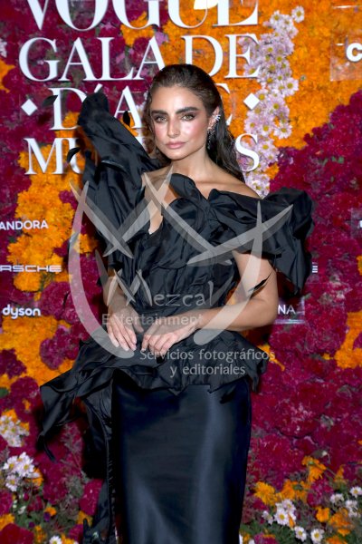 Aislinn Derbez de Día de Muertos