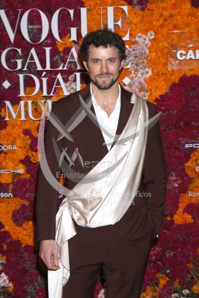 Federico Espejo de Día de Muertos
