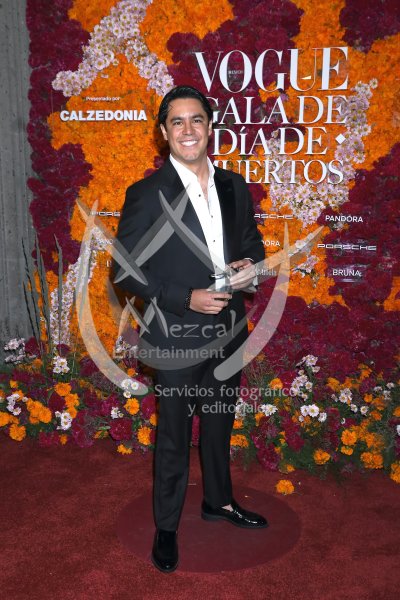 Eduardo Capetillo Jr de Día de Muertos