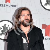 Juanes cumple su sueño metálico
