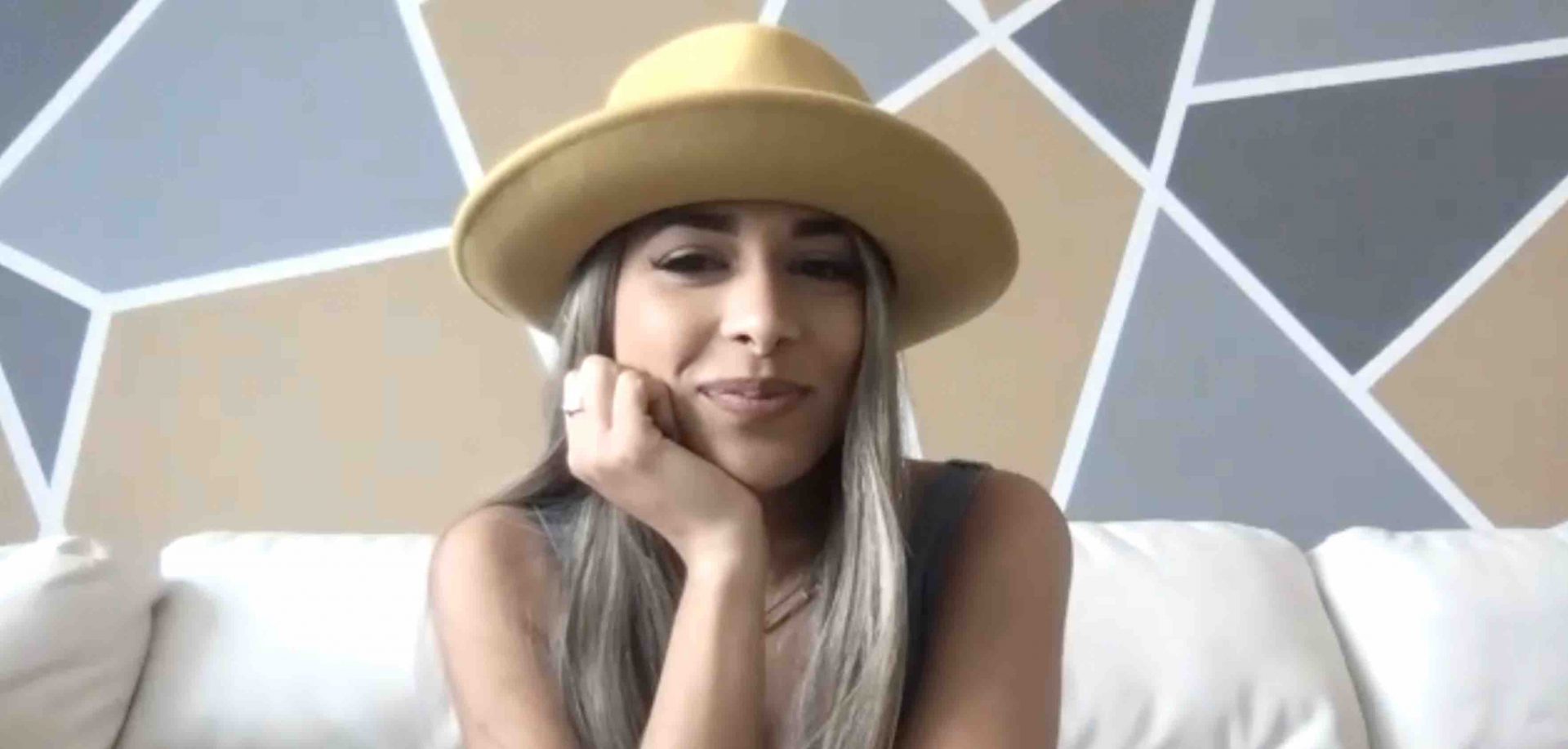 VIDEO: Leli Hernández busca galán para la boda de su prima