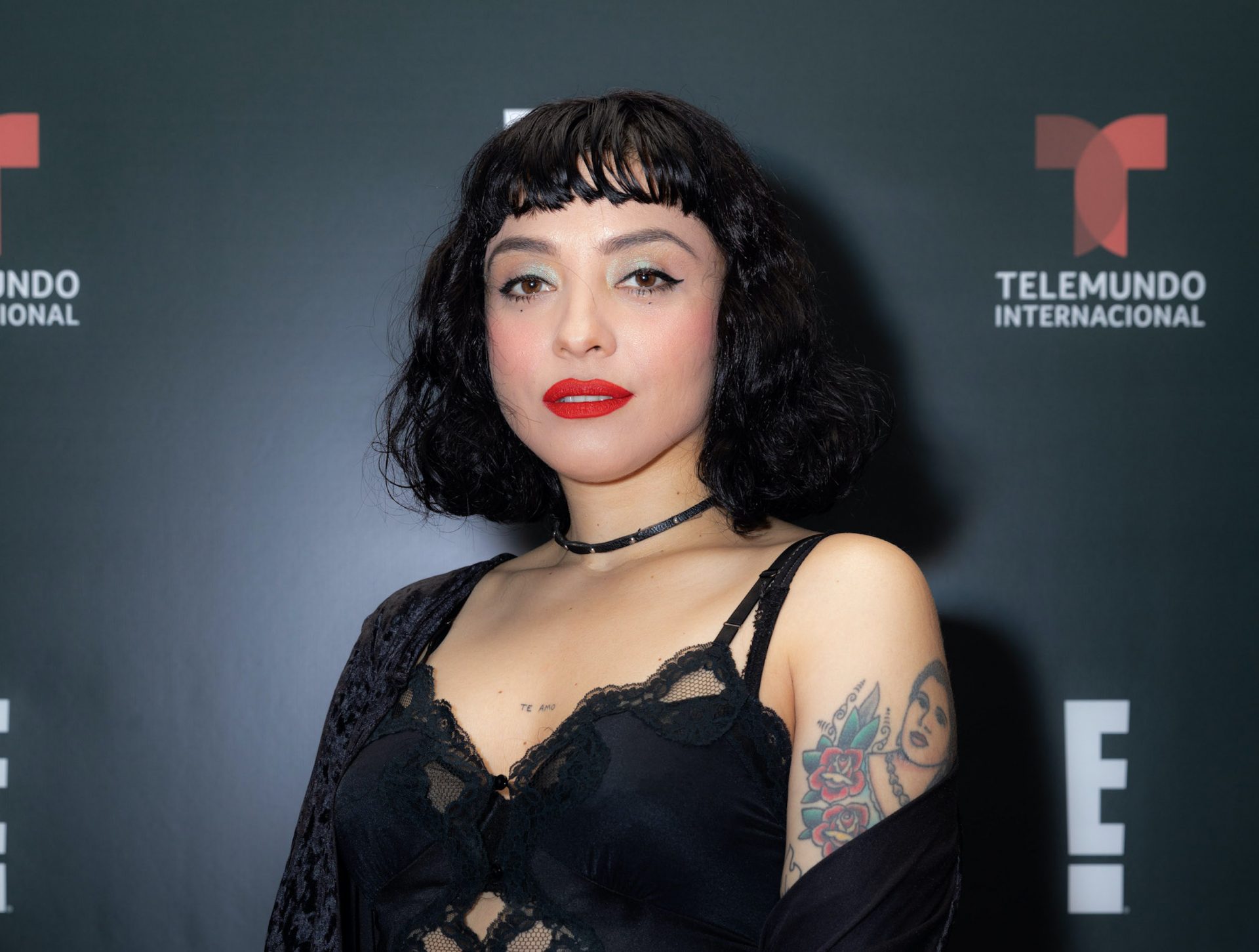 Mon Laferte anuncia que será mamá